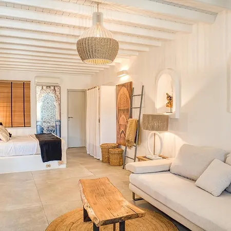 Ela Boutique & 4* Elia (Mykonos)