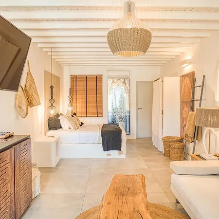Ela Boutique & Elia (Mykonos)